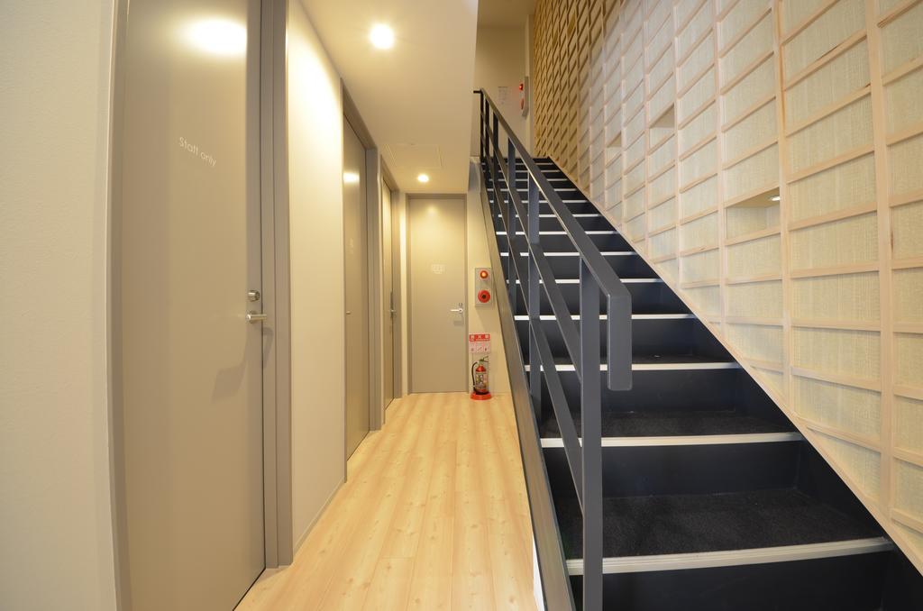 Yadokari Namba Hostel Осака Екстер'єр фото