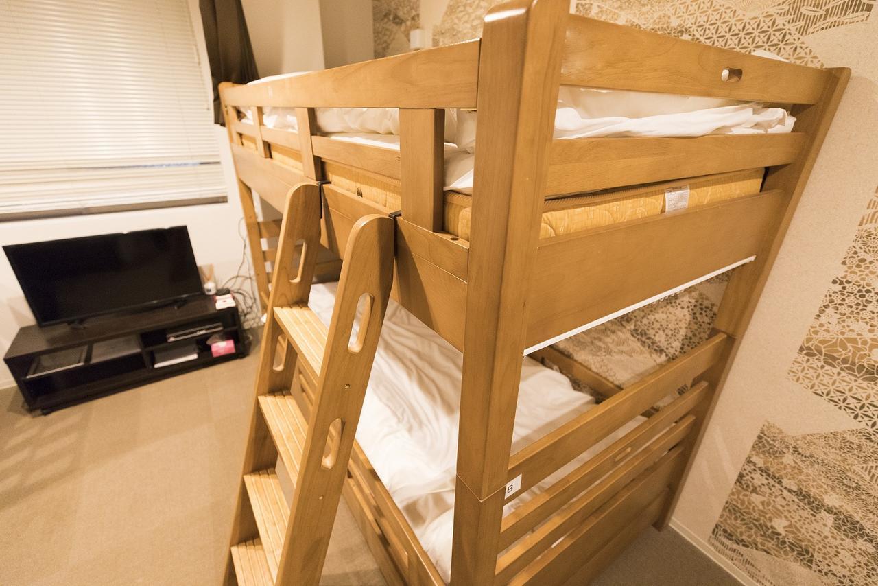 Yadokari Namba Hostel Осака Екстер'єр фото